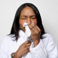 Was passiert, wenn man mit offenen Augen niesen? Forscher