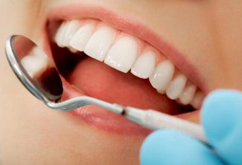 Salute sul lavoro del cavo orale. igienista dentale. singoli prodotti per l'igiene orale