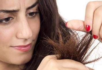 Polimento do cabelo para as mulheres – para se livrar de pontas duplas, mantendo o comprimento do cabelo