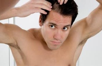 Remédios populares para a perda de cabelo: comentários de homens e mulheres