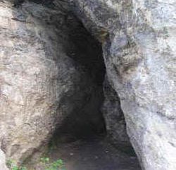 Cave, Altay. Cascades et grottes Centre de loisirs
