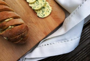 Alternatywa dla fast foodów: chleb pieczony z serem i czosnkiem