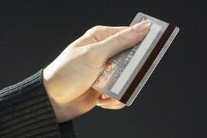 Ein paar Tipps, wie man Geld aus dem Telefon auf die Karte übertragen