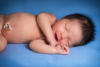 El recién nacido ombligo proceso y cómo hacerlo bien?