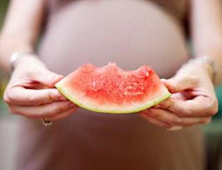 Posso anguria durante la gravidanza? Benefici e rischi di anguria durante la gravidanza