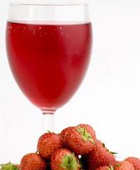 vin de fraise – goût de l'été dans votre verre