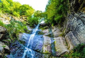 Wasserfall Mahuntseti geschaffen, um die besten Architekten – Natur