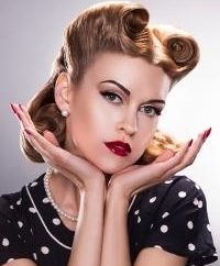 le style pin-up coiffure Charme