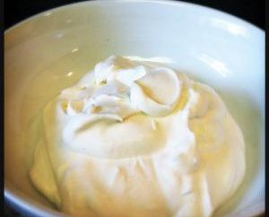 Crema pasticcera proteine: una ricetta. proteine crema pasticcera panna da cucina