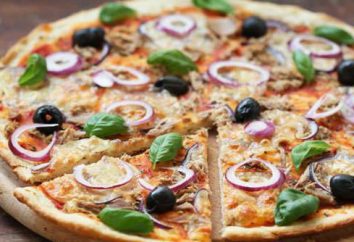 Pizza con il tonno: la pasta e la ricetta di riempimento