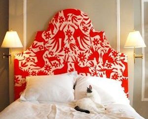 Łóżko z tapicerowanym zagłówkiem o słodkim śnie