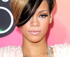 O melhor penteado Rihanna
