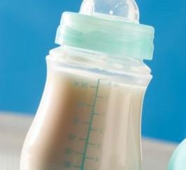 Il latte artificiale. Come fare la scelta giusta?
