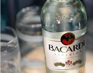 Co pić „Bacardi”: historia napoju, jego odmiany, a także przepisy kulinarne koktajl na podstawie słynnej powieści