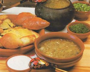 Rosyjskie potrawy ludowe: imiona, przepisy kulinarne, zdjęcia. Popularne dania narodu rosyjskiego