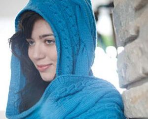 Hood bufanda – un moderno accesorio de moda armario de otoño-invierno