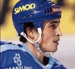 jugador de hockey ruso Sergey Petrenko: actividades de atletismo carrera y de formación
