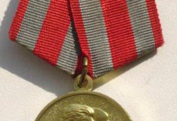 Medaglia "30 anni dell'esercito sovietico e della Marina." La storia del premio.
