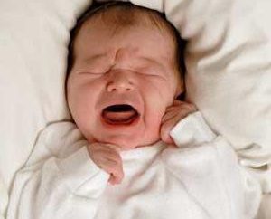 Por que os bebês dormem mal? Dicas para pais jovens