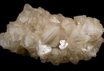 Alum kamień. ałunit mineralnych