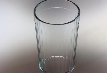 verres épais – le symbole national des fêtes et ouvrier d'entretien