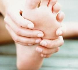 Por que o dedão do pé dormente? Nós descobrir as razões