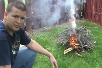 Instrukcje: jak zrobić ogień. Gdzie można rozpalić ogień w lesie. Jak rozpalić ogień bez zapałek